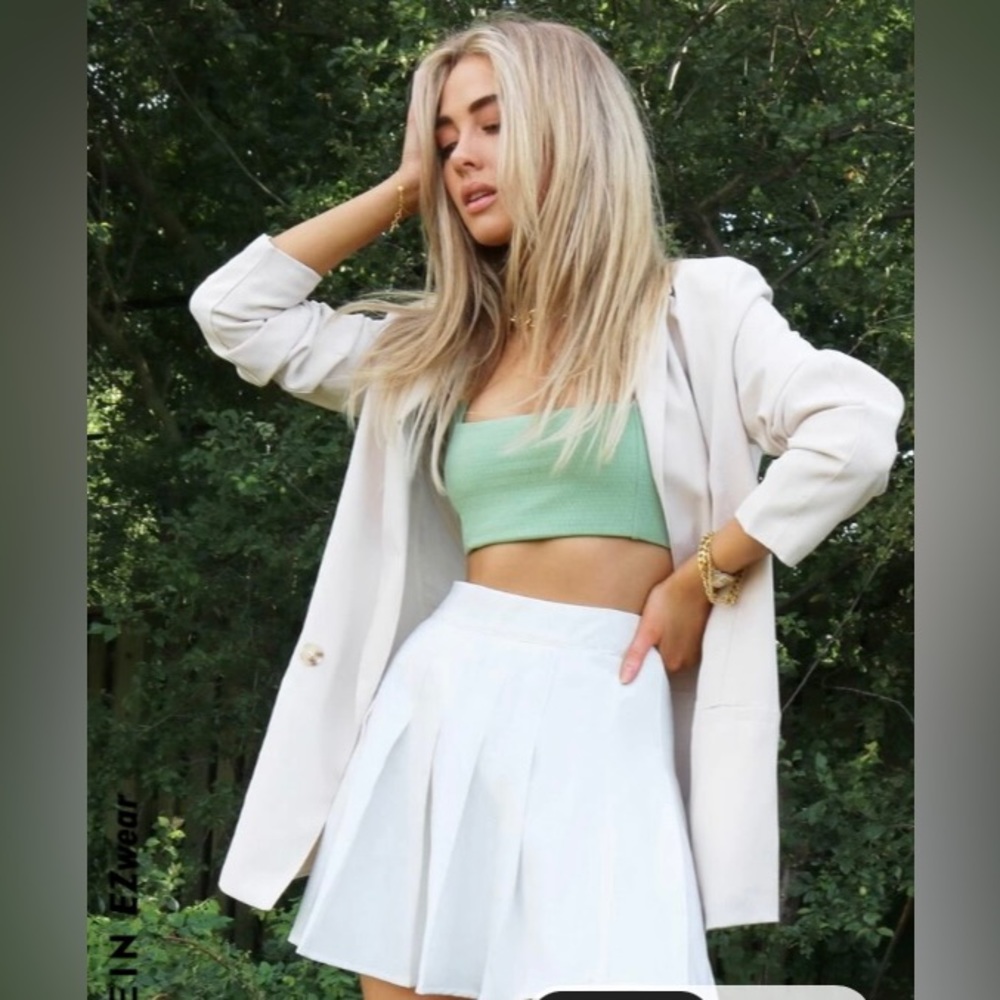 SHEIN EZwear Zipper Side Solid Skater Skirt